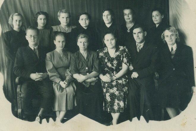 Педагогический коллектив в 1954 г.