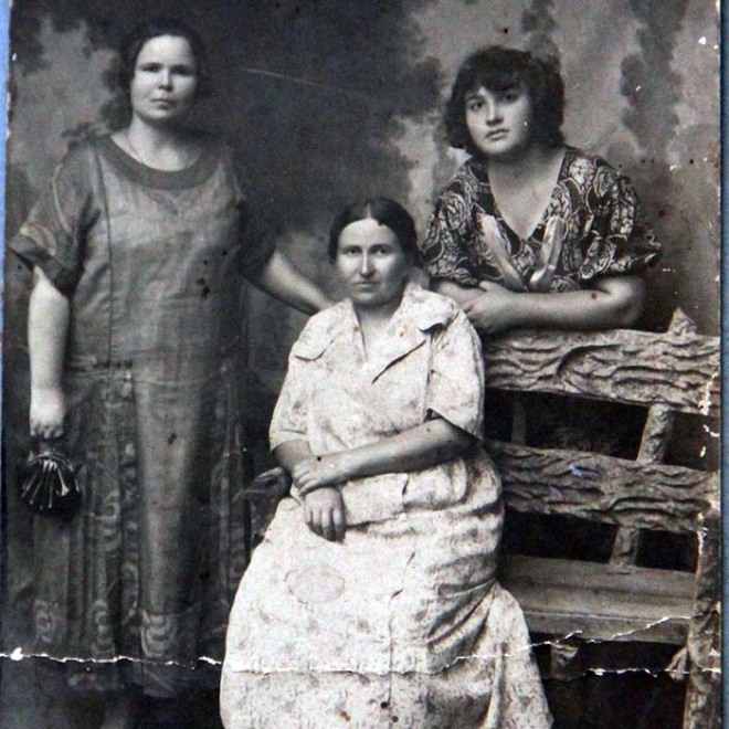 Фото 1925 года – сёстры Гертруды Матвиевской