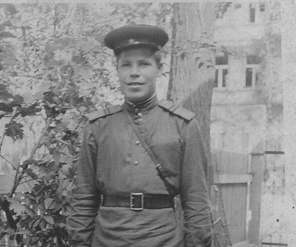 Тимофей Яковлевич Поспелов в Будапеште (май 1945 г.).