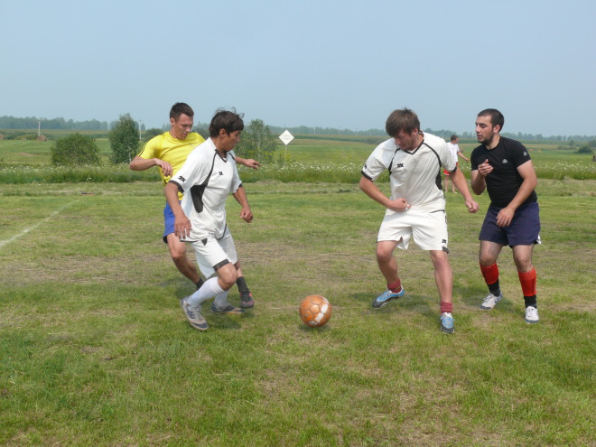 • Из 14 команд, участниц состязаний по мини-футболу, лучшими в сельских спортивных играх стали боровинцы.
